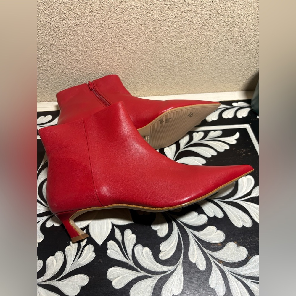 Gianni Bini Georgina Leather Kitten Heel Booties - Picture 2 of 6